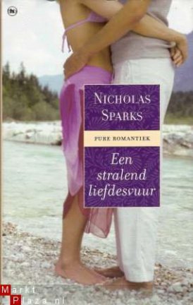 EEN STRALEND LIEFDESVUUR - Nicholas Sparks - NIEUW - UITVERKOOP - nr. 1