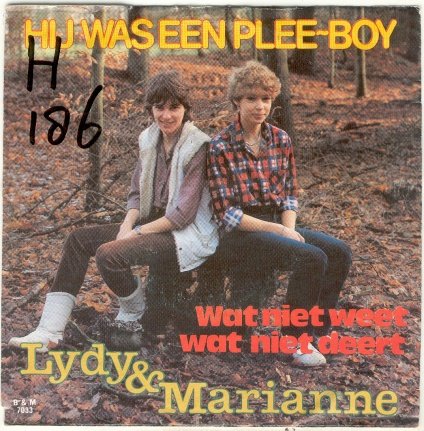 Lydy & Marianne : Hij was een plee-boy - nr. 1