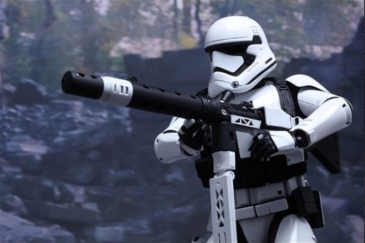 SUPER SALE Hot Toys Star Wars Stormtrooper Heavy Gunner - 1