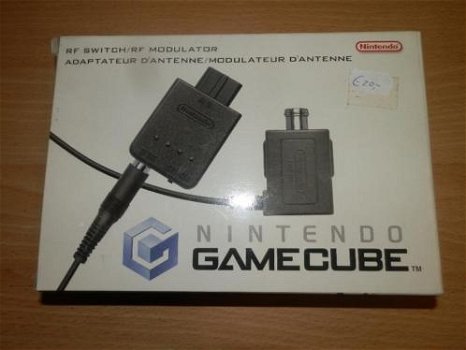 Nintendo gamecube switch modulater - 1
