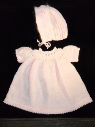 Jurk + muts voor pop ca. 45 cm - nr. 1