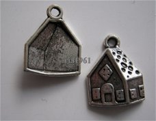 bedeltje/charm sprookjes :hans en grietje huisje   - 17x14 mm