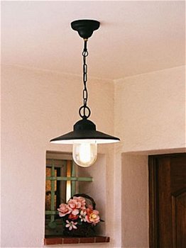 OPRUIMING: Landelijke stallamp hanglamp ketting zwart stallampen. OP is OP. - 2