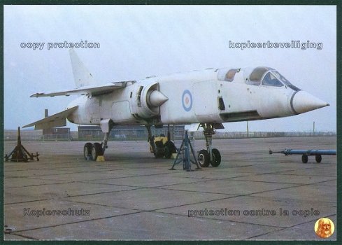 GROOT BRITTANNIE BAC TSR2, RAF XR222 4e prototype, IWM-Duxford - 1