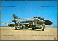 VERENIGDE STATEN Mc Donnell Douglas F-4c Phantom, USAF 37409 FJ-409 met BLU-1B Napalm-bommen