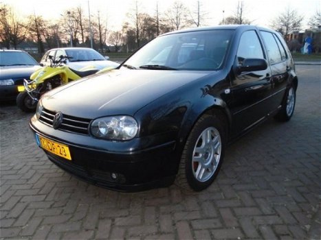 Volkswagen Golf - 1.8 high 20v-turbo 5drs clima apk - 1