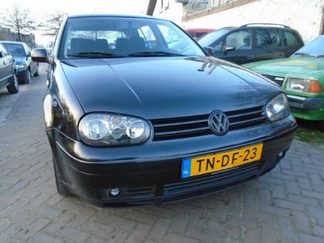 Volkswagen Golf - 1.8 high 20v-turbo 5drs clima apk - 1