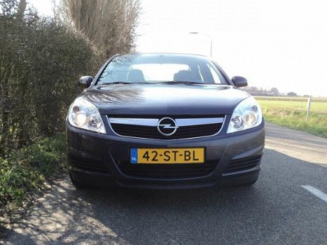 Opel Vectra - 1.8-16V Essentia - 1