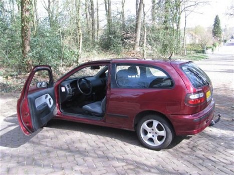 Nissan Almera - 1.6 GX - 1