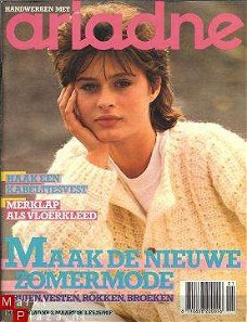Ariadne Maandblad 1983 Nr. 3 Maart GERESERVEERD