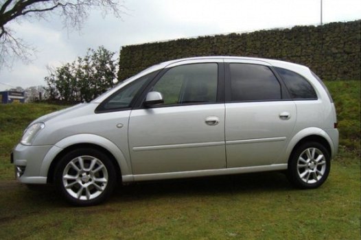 Opel Meriva - 1.8-16V COSMO_AUTOMAAT_HOGE-INSTAP_AIRCO_PDC_INR&GAR.MOG - 1