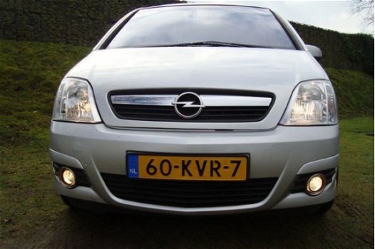 Opel Meriva - 1.8-16V COSMO_AUTOMAAT_HOGE-INSTAP_AIRCO_PDC_INR&GAR.MOG - 1