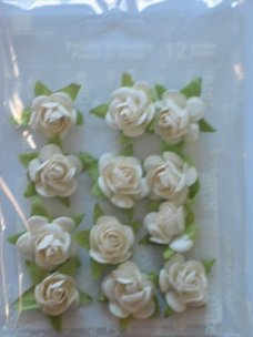 Prima Marketing fairytale roses white