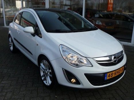 Opel Corsa - 1.2 Color Edition Airco / LM Velgen - 1