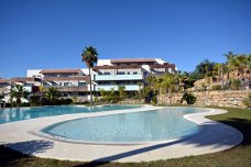Moderne appartementen op luxe golfresort te koop Marbella