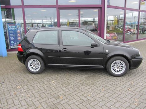 Volkswagen Golf - 1.4-16V COMFORTLINE - 1