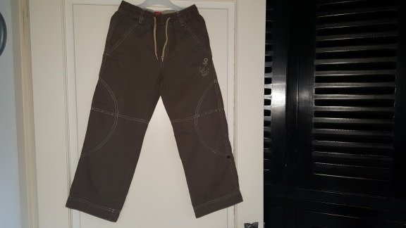 Esprit taupe olijfgroen zomer broek met stoere stiksels maat 122 - 1