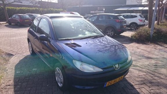 Peugeot 206 - 1.4 55kW - 1