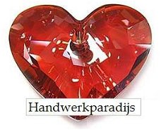 Swarovski 6264 Truly in Love Hart Red Magma 28mm