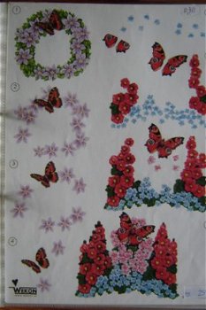 254 Knipvel vlinder/bloemenkrans - 1