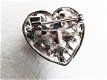Zilverkleur bijoux broche in hart vorm, rood - 2 - Thumbnail