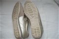 Zilver/paarlemoer Blue Motion schoenen leer maat 40 Prijs 7,50 Verzendkosten 6.95 maar liever ophale - 3 - Thumbnail