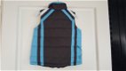 Pololand blauw bruine bodywarmer met applicaties maat 104 - 2 - Thumbnail