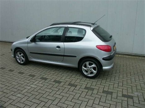 Peugeot 206 - 1.6-16V XS lederen interieur - 1