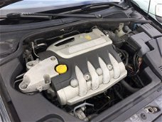 Renault Laguna - 2.0-16V IDE Priv