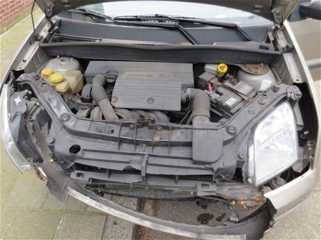 Ford Fusion 1.4 2004 Plaatwerk en Onderdelen - 3