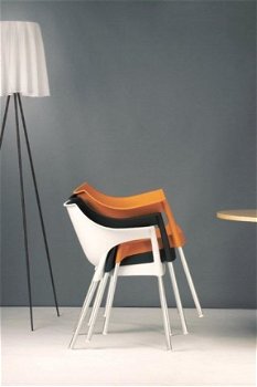Kunststof design stoel Pole, heel fijn zitcomfort. - 8