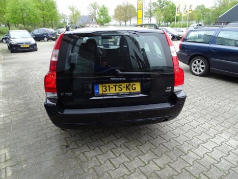 Volvo V70 - 2.4 D5 AWD Summum Navi leer 7-zitter - 1