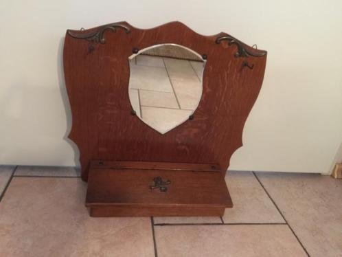 Brocante, vintage halspiegel met kammenbakje - nr. 1