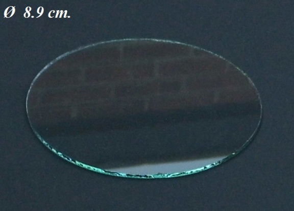 === Vlak glas = ± 8.9 cm. = gebruikt === 30851 - nr. 1