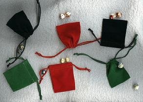 Cadeau Zakje / Gift Bag Zwart fluweel 6 x 4.5cm - 1