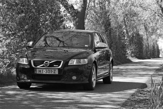 Volvo V50 - 2.0 D3 R-Design Pro Edition - 1