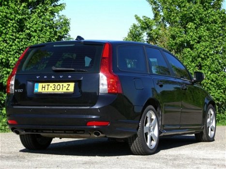 Volvo V50 - 2.0 D3 R-Design Pro Edition - 1