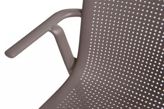 Beek design stoel, kan aan de tafel gehangen worden. - 5