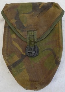 Hoes / Foedraal, Veldschep / Pioniersschop, Woodland Camouflage, Koninklijke Landmacht, 1993.(2)