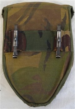 Hoes / Foedraal, Veldschep / Pioniersschop, Woodland Camouflage, Koninklijke Landmacht, 1993.(2) - 4