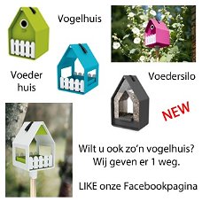 Kunststof vogelhuisjes / voederhuisjes / voedersilo, div kleuren