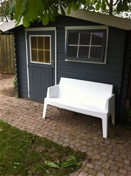 Loungen met de Box stoel, Box bank en bijzettafel - 8