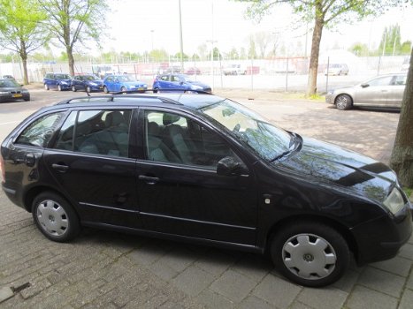 Skoda Fabia 1.4 Station 2001 Onderdelen en Plaatwerk - 6