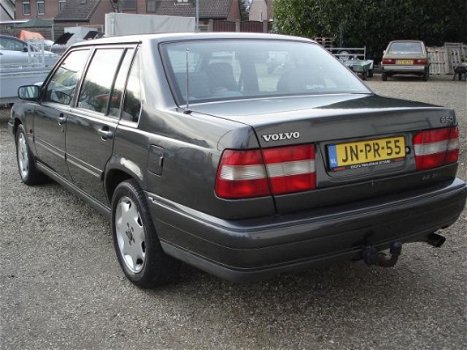 Volvo 960 - 2.5 Ambassador-Line - 1