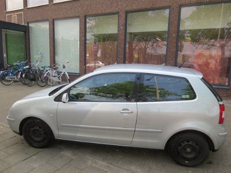 VW Polo 9N 1.4 2001/2008 Onderdelen en Plaatwerk (AUA) - 1