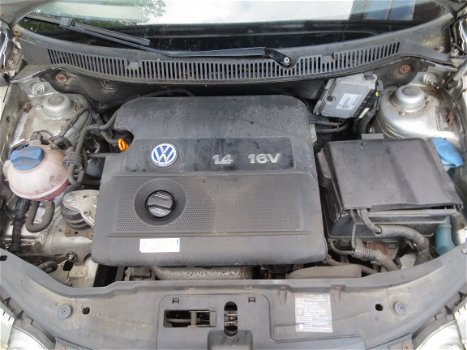 VW Polo 9N 1.4 2001/2008 Onderdelen en Plaatwerk (AUA) - 3