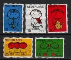 Nederland 932-936 gestempeld