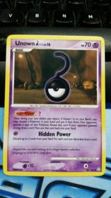 Unown ?  82/146 D&P Legends Awakened