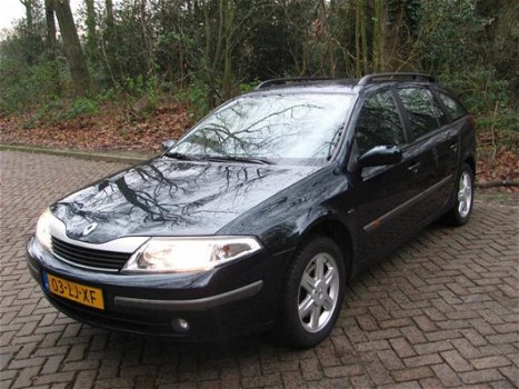 Renault Laguna Grand Tour - 1.8-16V Expression - 1