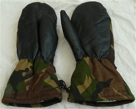 Handschoenen, Gevechts, Winter, Gevoerd, Woodland Camouflage, KL, maat: 8, 1992.(Nr.1) - 4